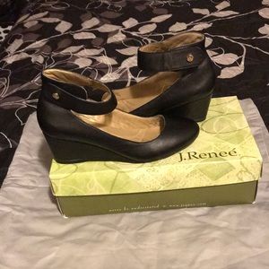 JRenee’ Wedge shoes